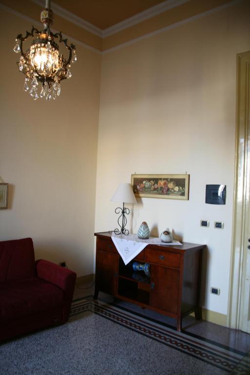 La Casa Di Zoe - Locazioni Turistiche Acomodação com café da manhã Palermo Exterior foto